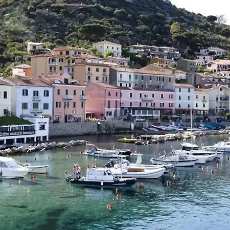 Incantevole Con Veranda *